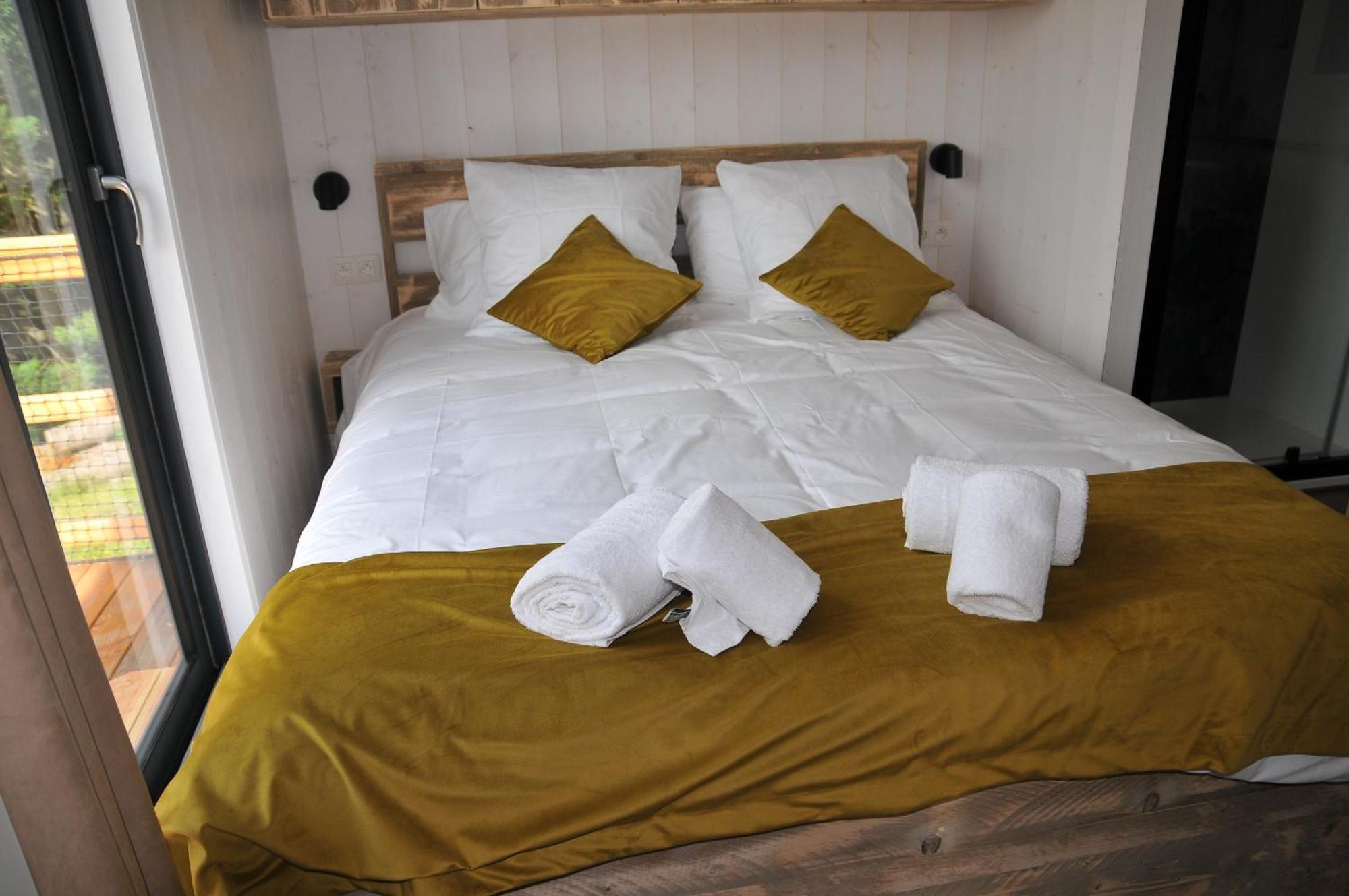 Lodges Arverne Vic-le-Comte Buitenkant foto